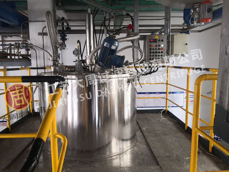 全自動刮刀離心機(jī)安裝時注意的九個事項(xiàng)